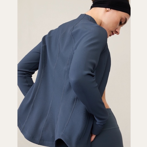 ATHLETA Salutation Jacket Granite Blue - Picture 3 of 7